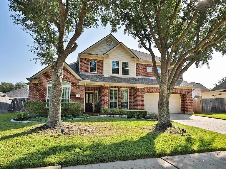 8410 Brighton Lake Ln — Photo 3
