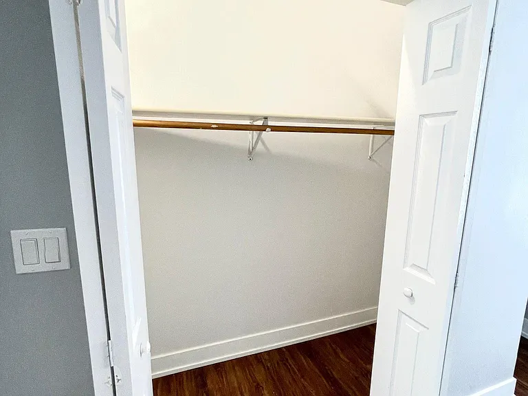 855 N Parkside Ave #1R — Photo 14