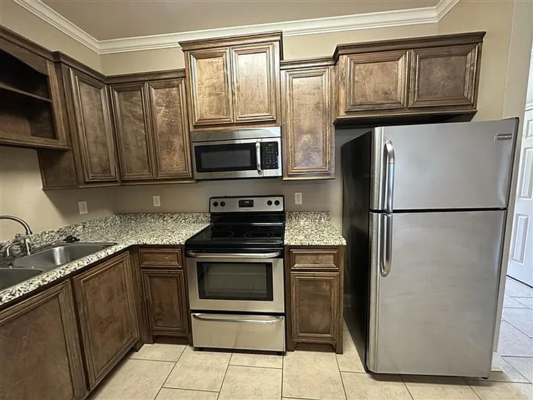 3958 Mobley Cir — Photo 12