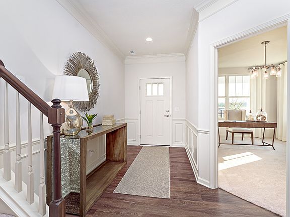 Flex Space off Foyer