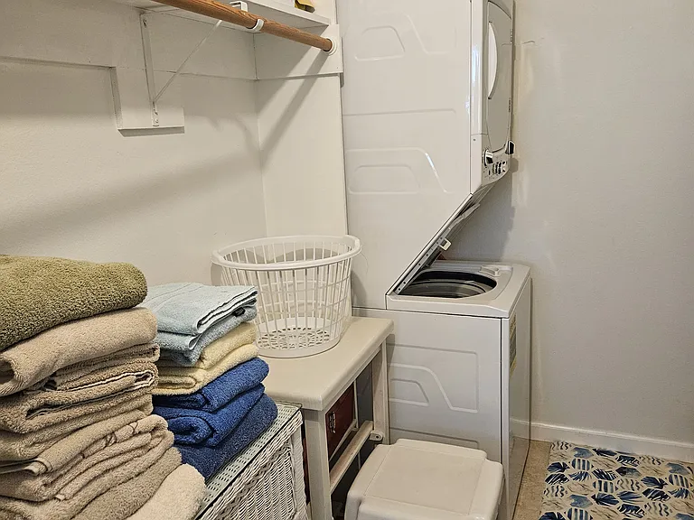 220 Santa Maria St #442 — Photo 25