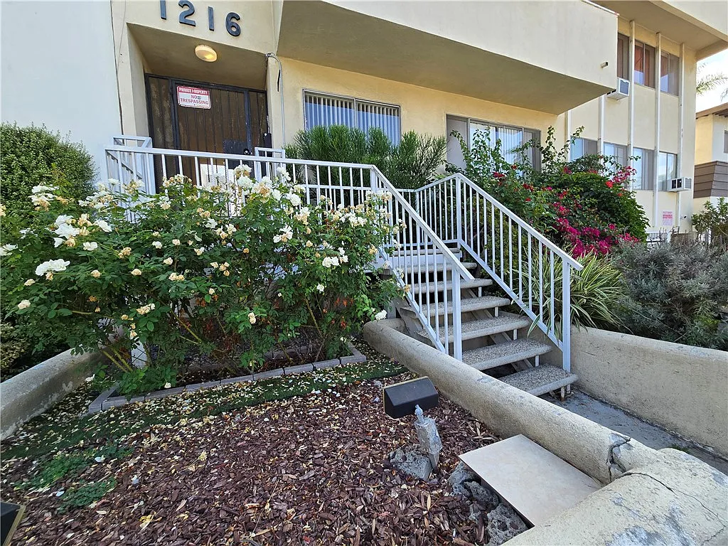 1 bed, 9070 sqft, $2,250 — Photo 1