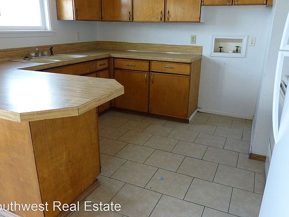4th image of 3004 Weston St