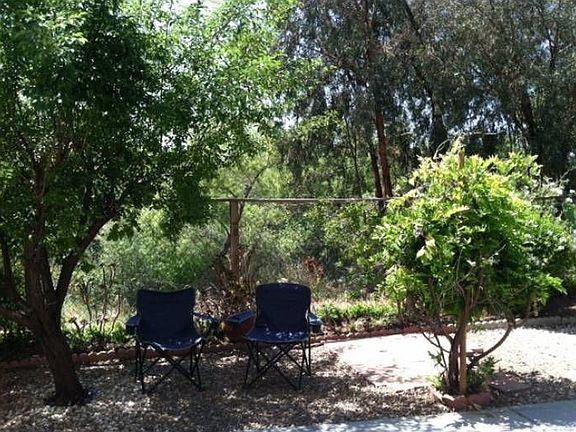 SITTING AREA IN BACK