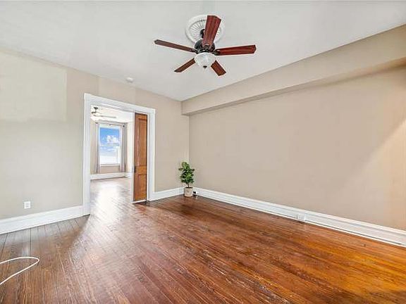 5th image of 4622 Virginia Ave Floor 2