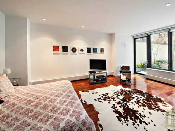 505 Greenwich Street image 1 of 8