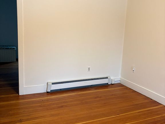 4th image of 1 North St #3