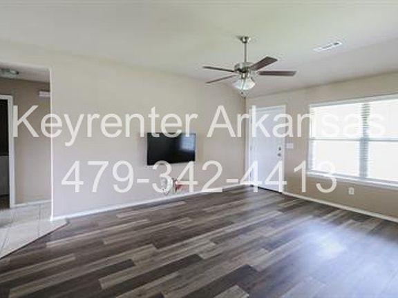 2nd image of 1123 S Spritz Dr