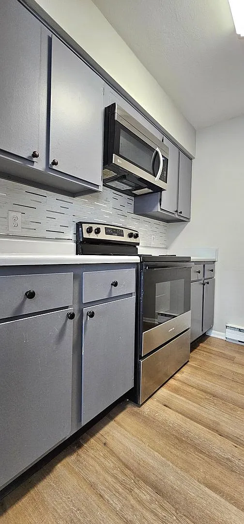 81 Woods Dr — Photo 2