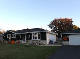 3307 Ivy Ln, Racine, WI 53402