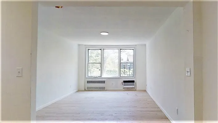 Sold by Robert E. Hill  | media 2