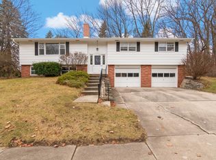 530 Wesley St, Green Bay, WI 54302
