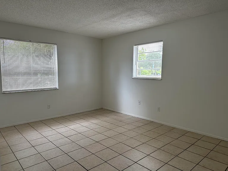 4606 SE Binnacle Way #3 — Photo 3