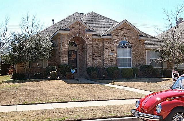 1st image of 2708 Zoeller Dr