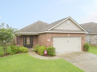 114 Clear Springs Cir, Ocean Springs, MS 39564