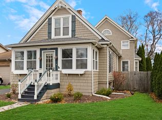 211 Anderson Blvd, Geneva, IL 60134