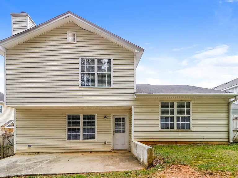 2124 Oakland Spring Dr — Photo 16