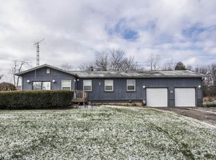 15 Apple Valley Blvd, Howard, OH 43028