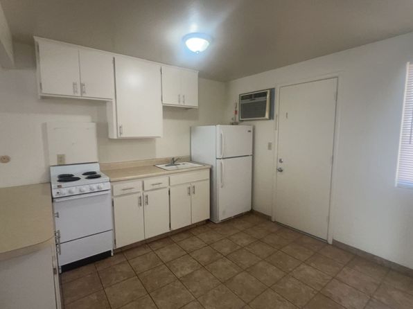 6910 N Santa Fe Dr #10