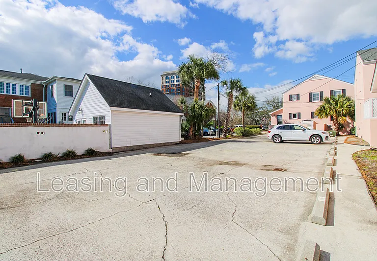 25 Ashley Ave — Photo 22