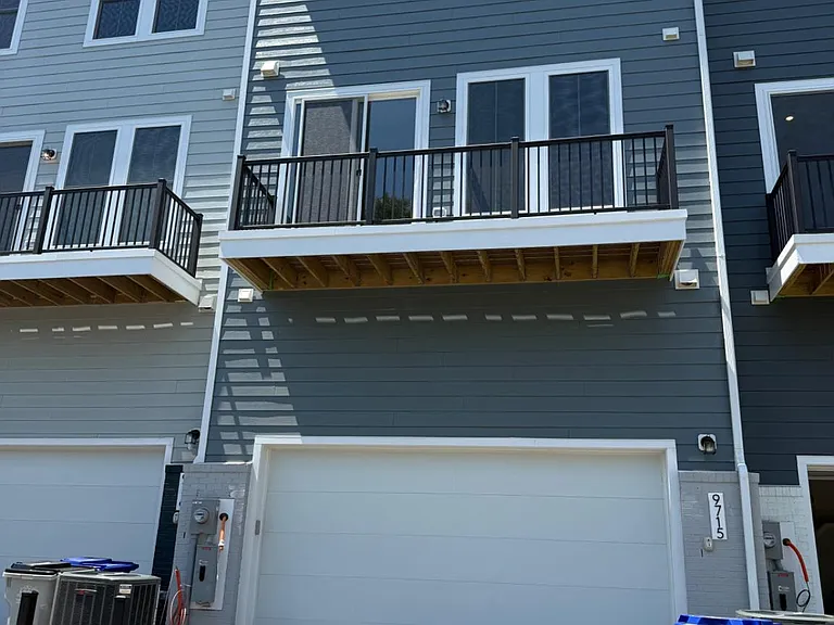 9715 Grant Ave — Photo 20
