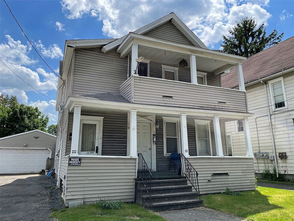 1st image of 30 Robinson St