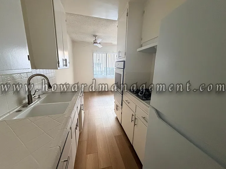 01405BA — Photo 20
