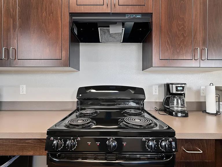 Aspen Creek Apartments — Photo 7