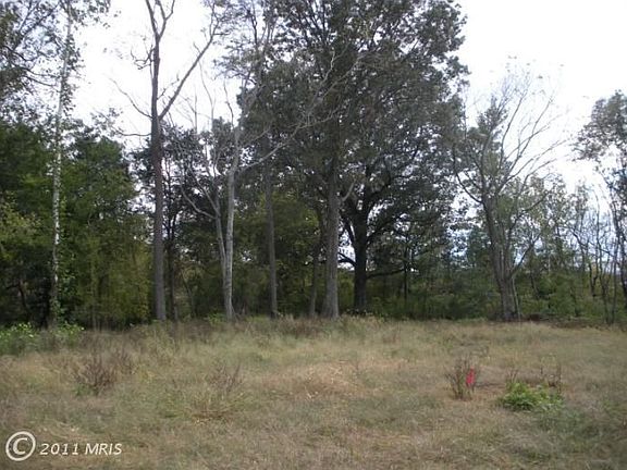 2nd image of 8475 Hackberry Pl