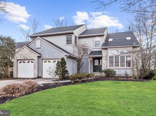 13 Teddington Way, Mount Laurel, NJ 08054