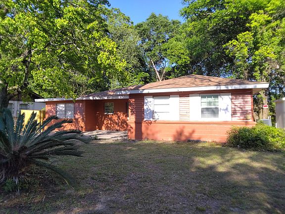 2nd image of 4486 Montclair Rd