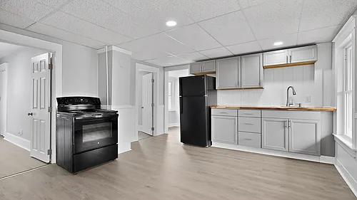 83 Brook St #C Photo 1