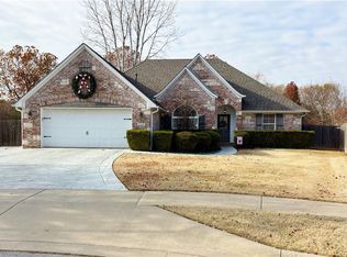 3530 W Bayham Pl, Fayetteville, AR 72704