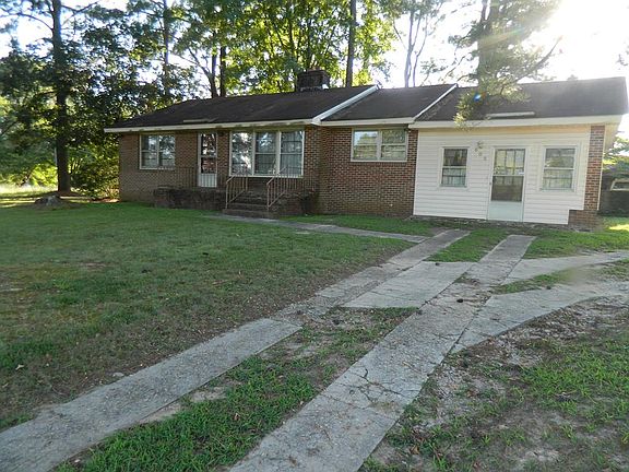 4th image of 605 N Main St