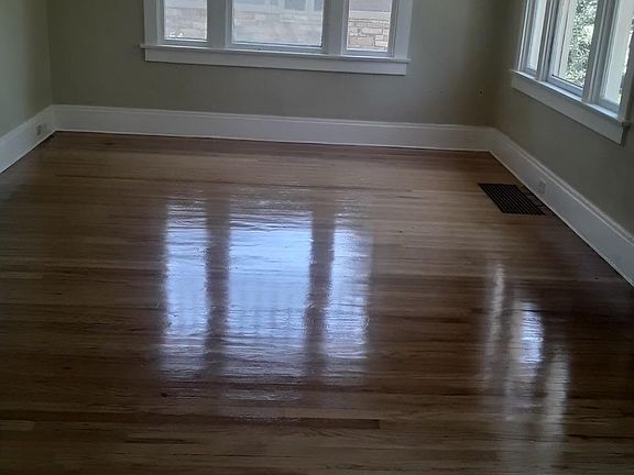 5th image of 1418 S Saint Paul St