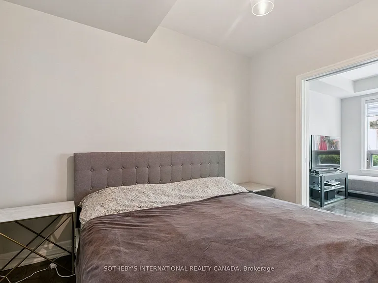 15 Rean Dr #102 — Photo 18