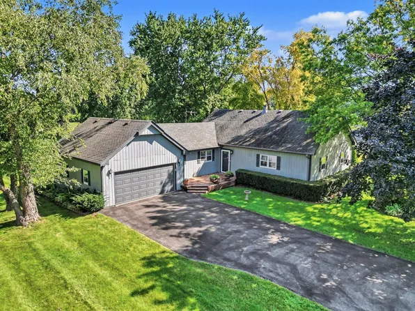 40W630 Atchison Dr, Hampshire, IL 60140