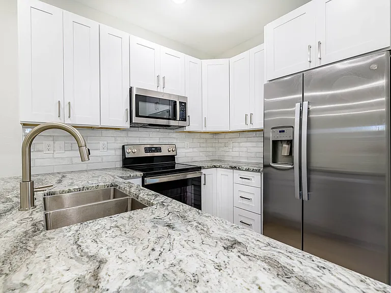 102 Clearing Way — Photo 3
