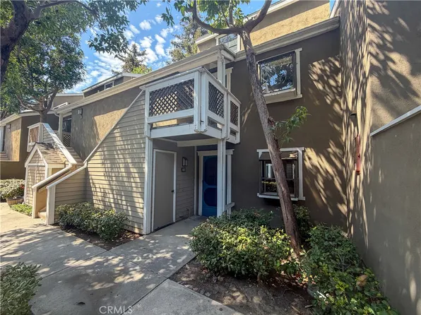 700 E Lake Dr Unit 67, Orange, CA 92866