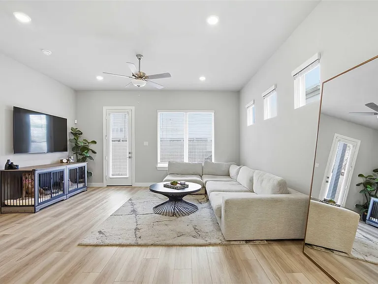 8104 Morning Melody Dr — Photo 8