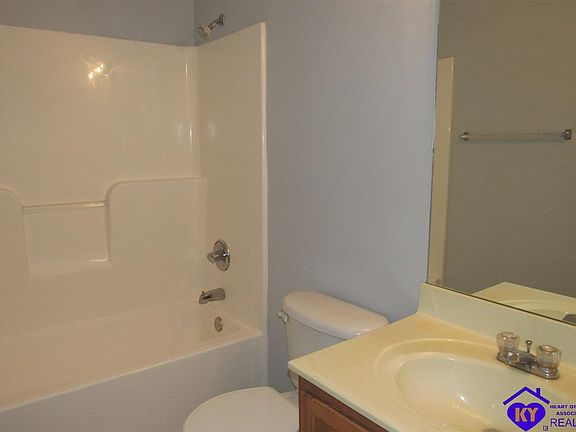 5th image of 102 Hurstfield Dr