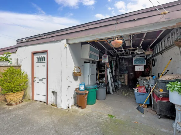 80-04 Cowles Court image 23 of 29