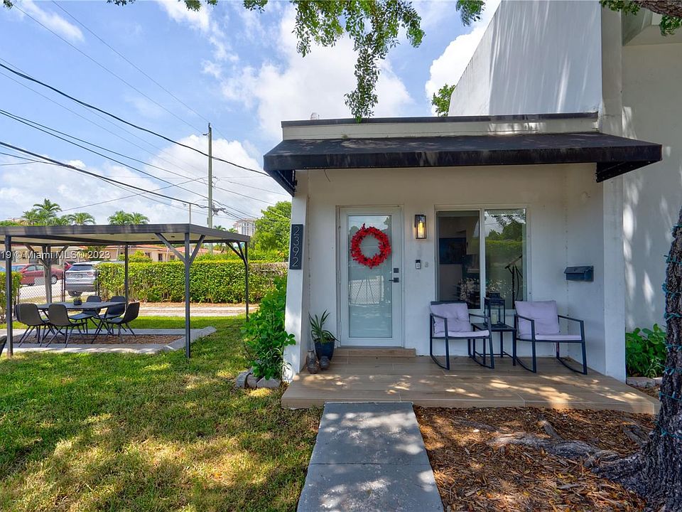 1st image of 2390 SW 36th Ave #2392