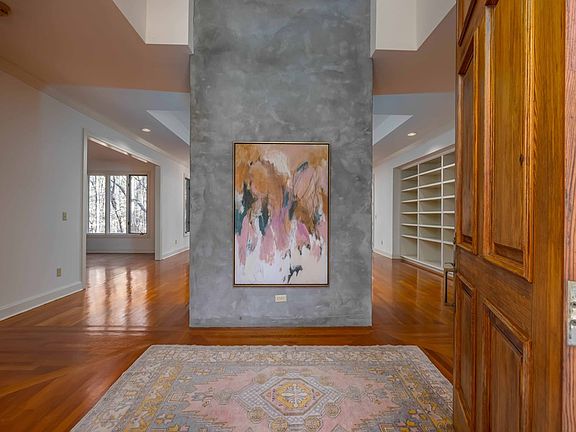 4th image of 4 Mountain Ridge Ct