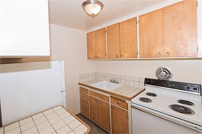 3rd image of 4120 11th Ave NE APT 8B
