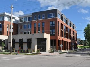 146 S VanBuren, Iowa City, IA 52240