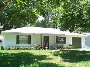 400 Cricket Hollow Ln, Eustis, FL 32726