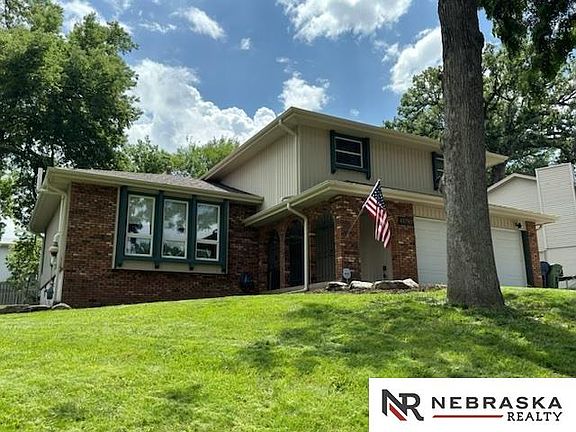 3rd image of 12710 Forestdale Dr
