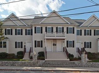 5 Floyd St APT 6, Waltham, MA 02453