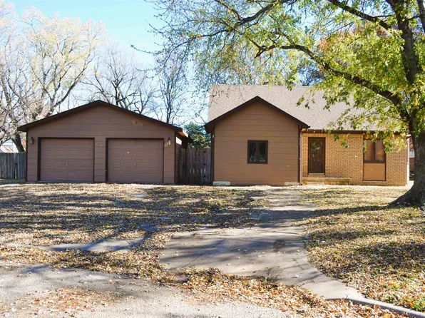 317 E Kimberly Ct, Clearwater, KS 67026